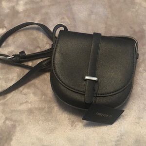 Crossbody purse